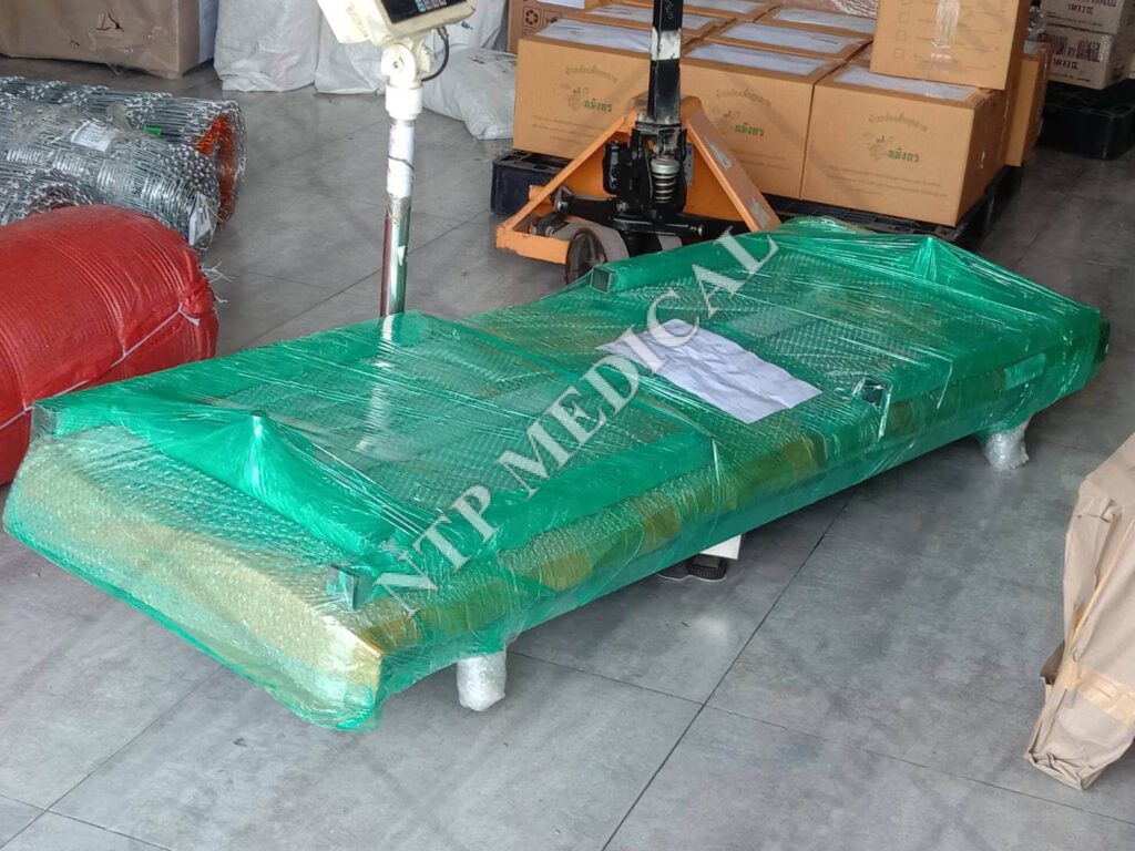 เตียงตรวจโรค(แป๊ปกลม) + บันไดขึ้นเตียง 2 ไกร์(แป๊ปกลม)